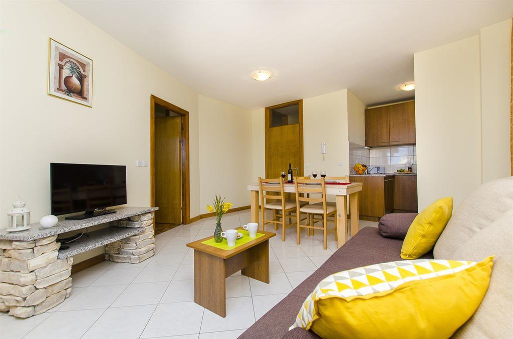 Apartments Glavan プリヴラカ 部屋 写真